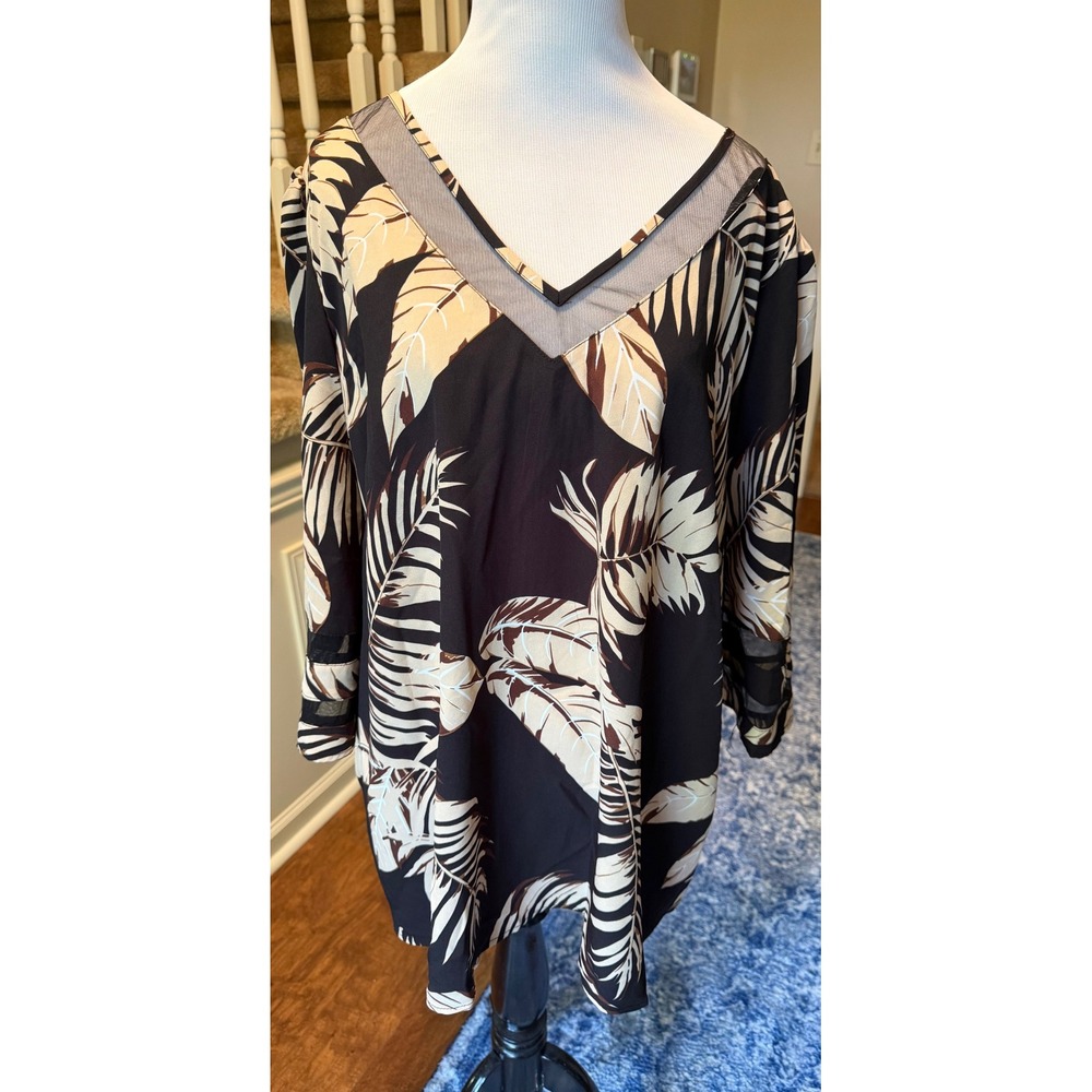 Emery Rose Women 4XL Black Tropical Palm Leaf V-Neck Mesh Detail Blouse Top